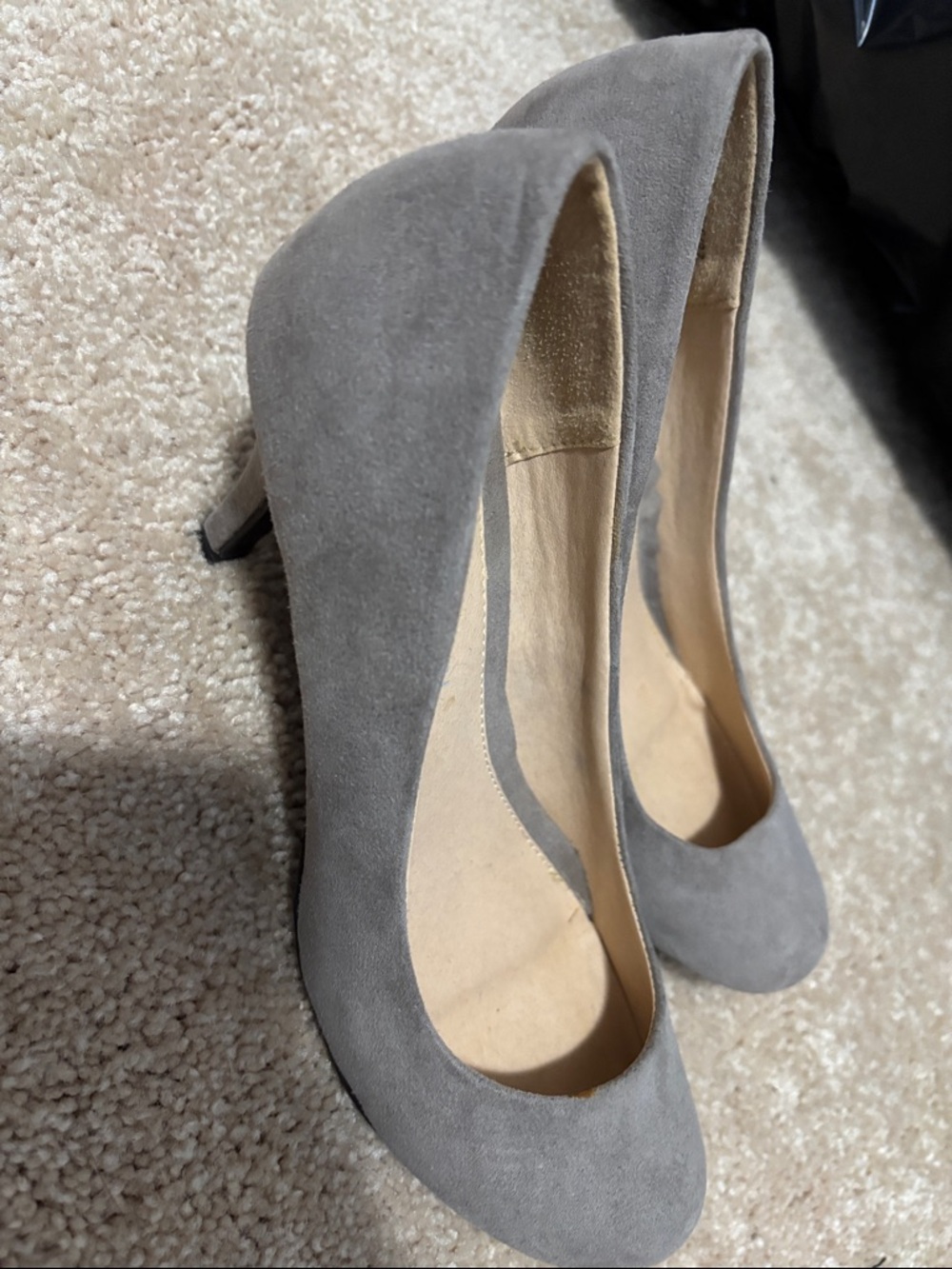 CL by Laundry Taupe Gray Suede Kitten-Heel Pumps
